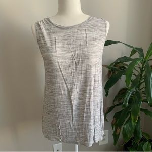 Old Navy Gray sleeveless top